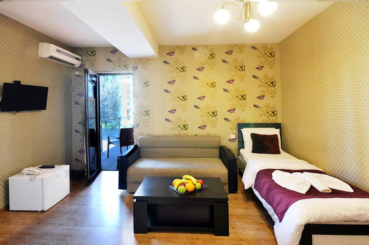 Hotel Kavela Tiflis Dış mekan fotoğraf